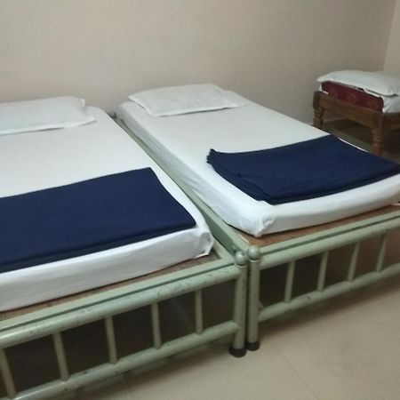 ホテルApoorva Residency バンガロール エクステリア 写真