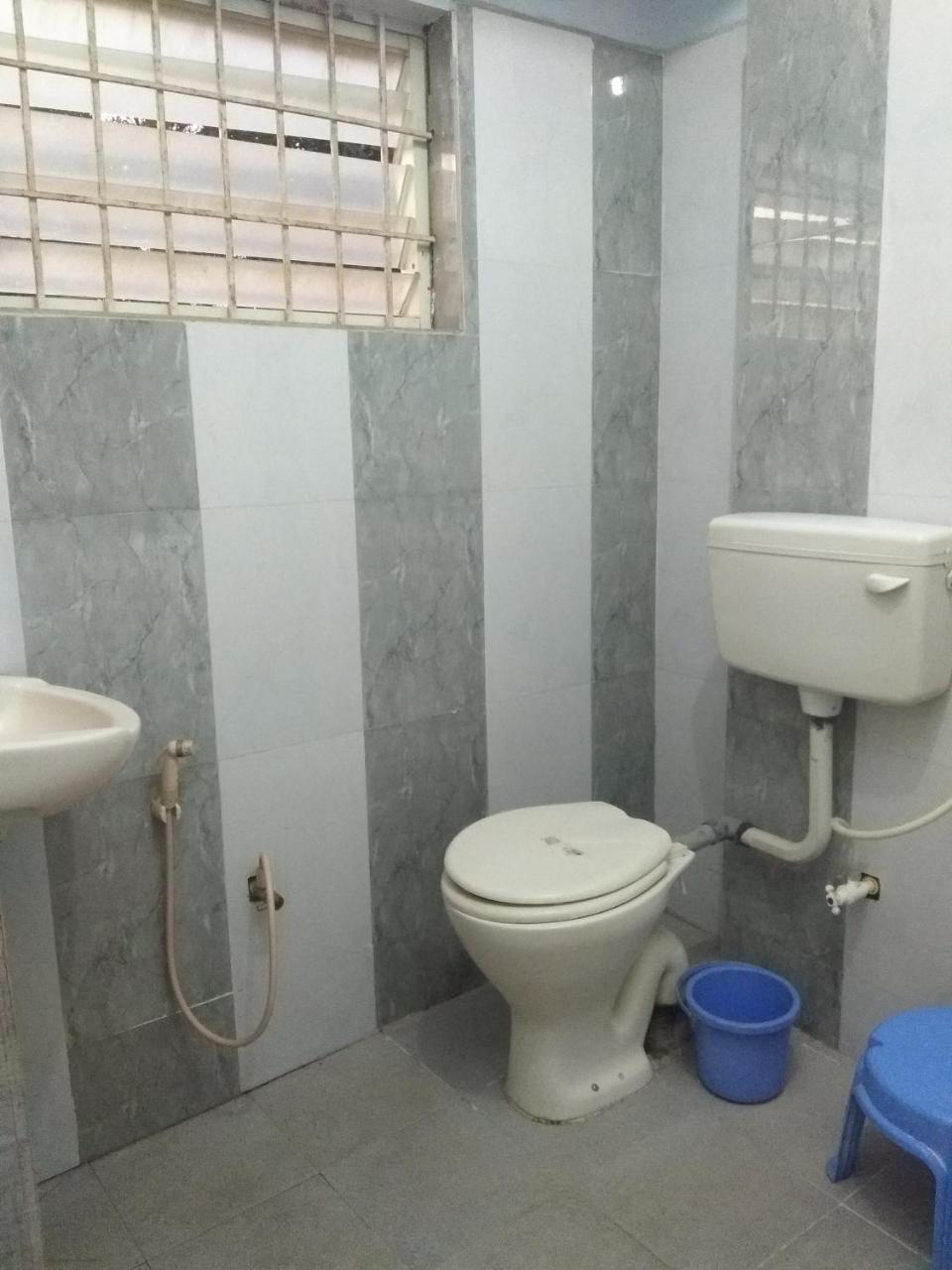 ホテルApoorva Residency バンガロール エクステリア 写真