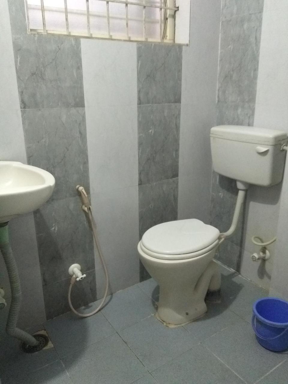 ホテルApoorva Residency バンガロール エクステリア 写真
