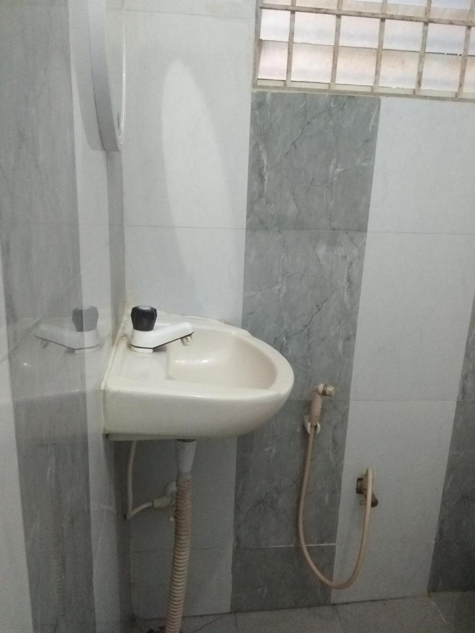 ホテルApoorva Residency バンガロール エクステリア 写真